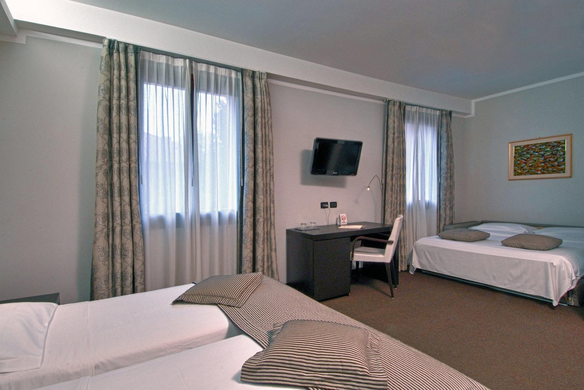Hotel Pannonia 4*