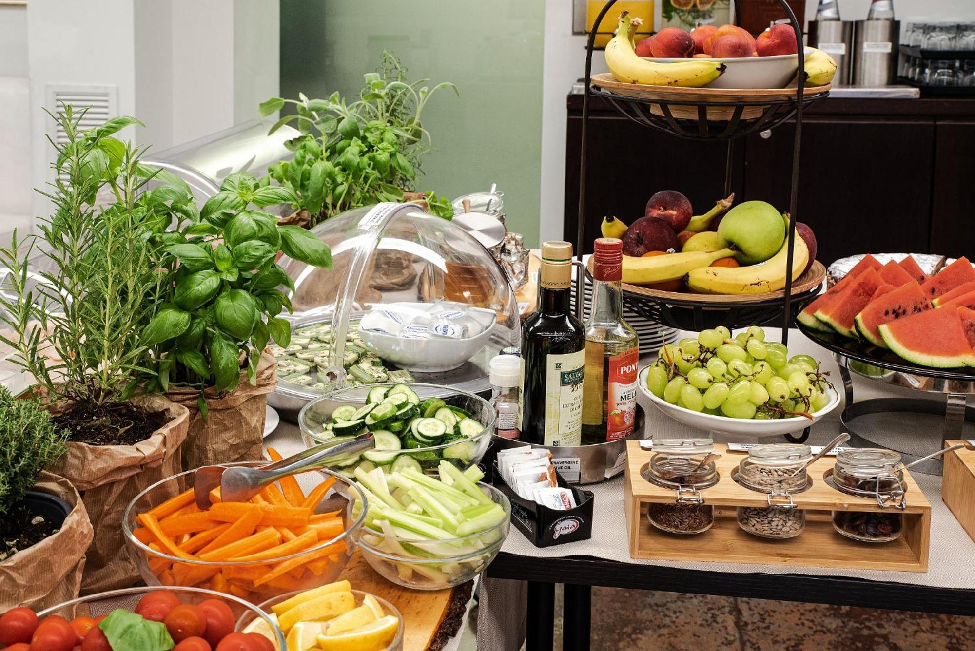 Pannonia Hotel 4*