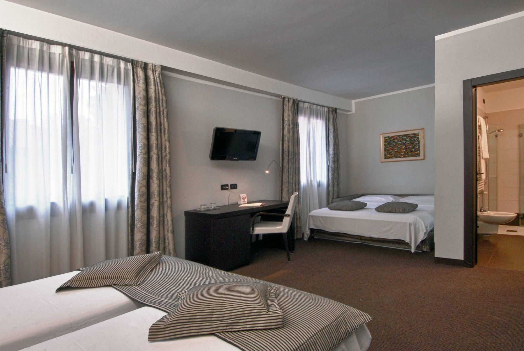 Hotel Pannonia 4*